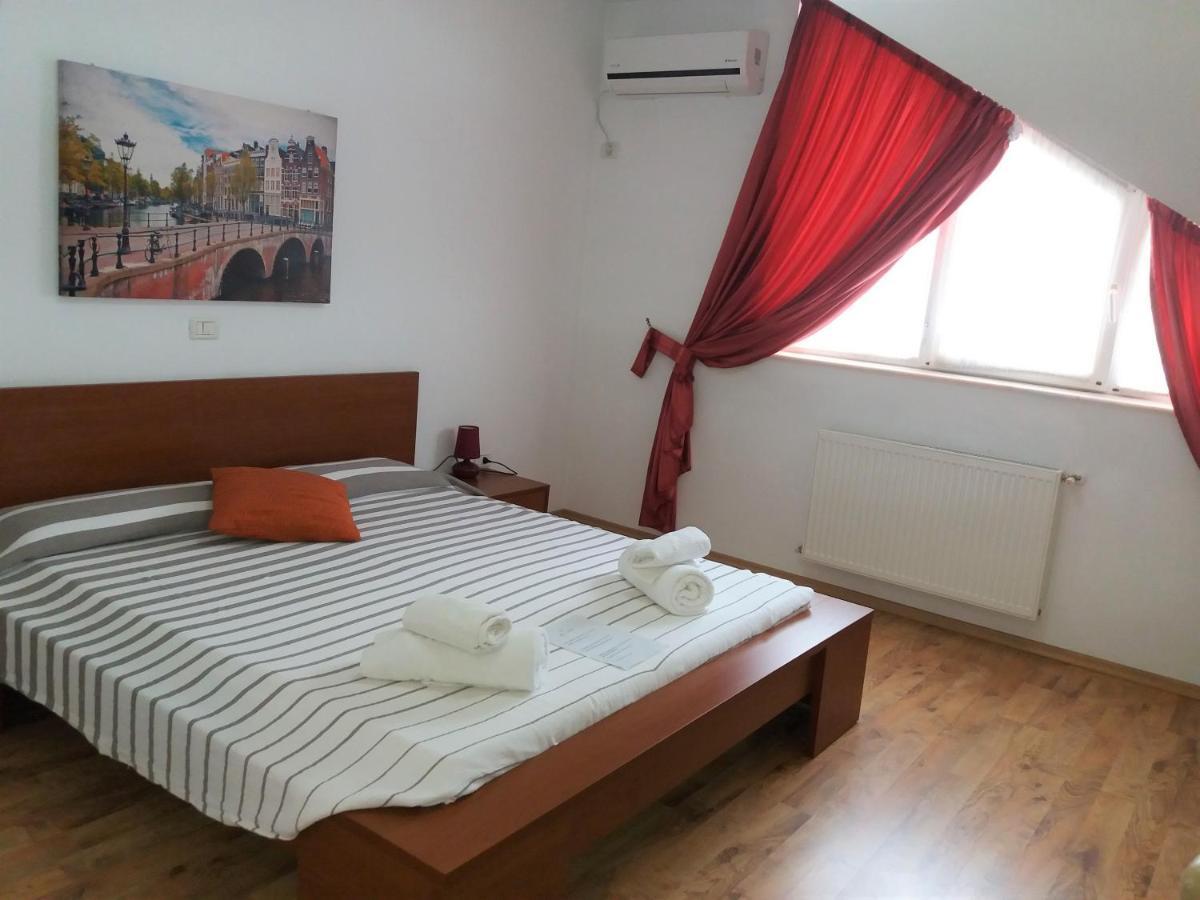 Hotel Vila Veneto 蒂米什瓦拉 外观 照片