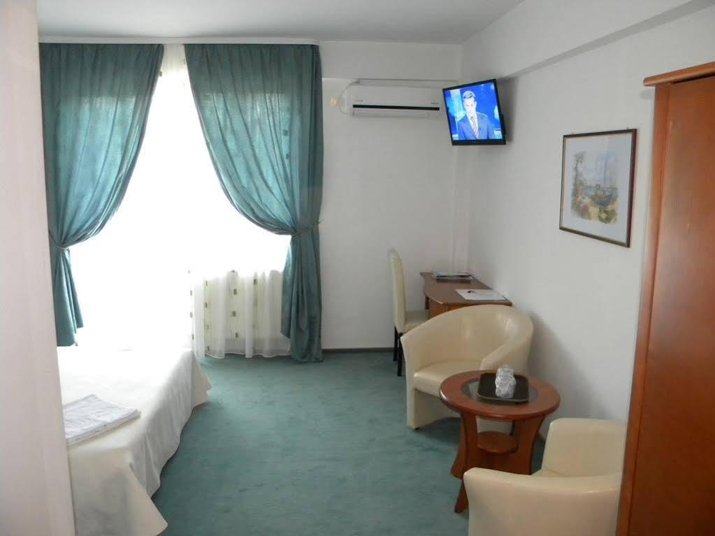 Hotel Vila Veneto 蒂米什瓦拉 外观 照片