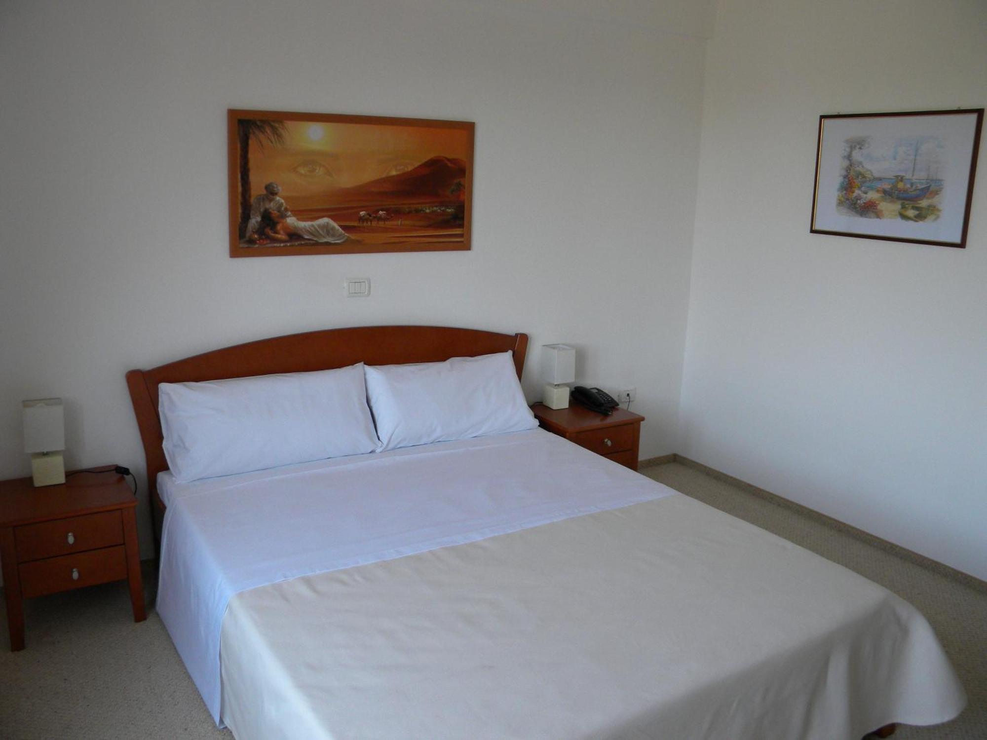 Hotel Vila Veneto 蒂米什瓦拉 外观 照片