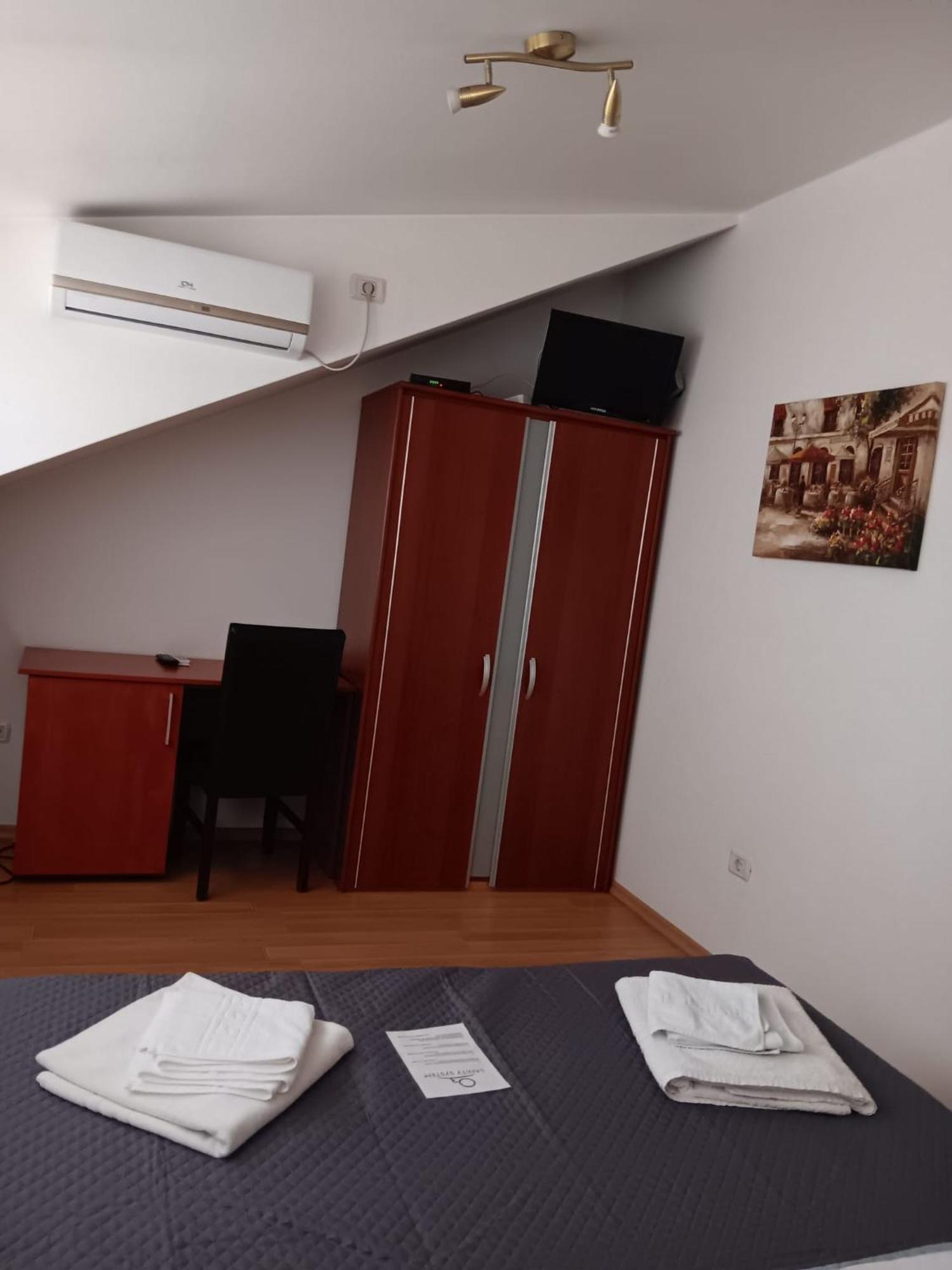 Hotel Vila Veneto 蒂米什瓦拉 外观 照片