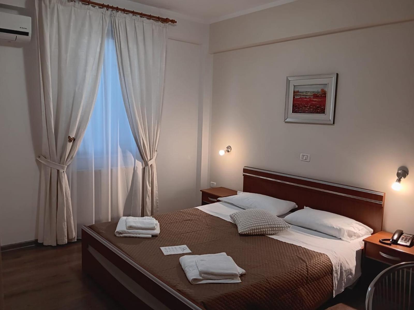 Hotel Vila Veneto 蒂米什瓦拉 外观 照片
